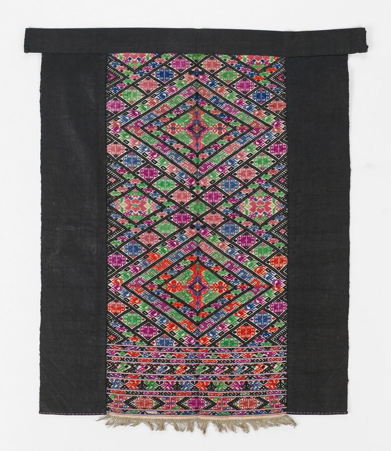 Khit-pattern cloth