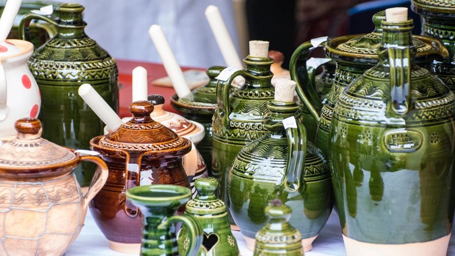 Glazed pottery